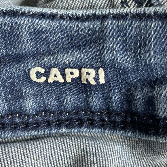 Lane Bryant Women's size 14 Mid-rise Blue Capri - Picture 11 of 14